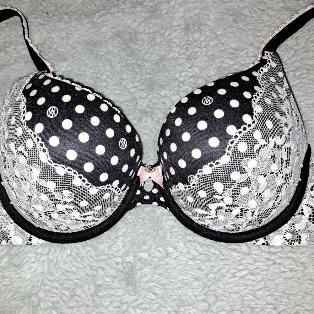 Victoria Secret Bra 34C